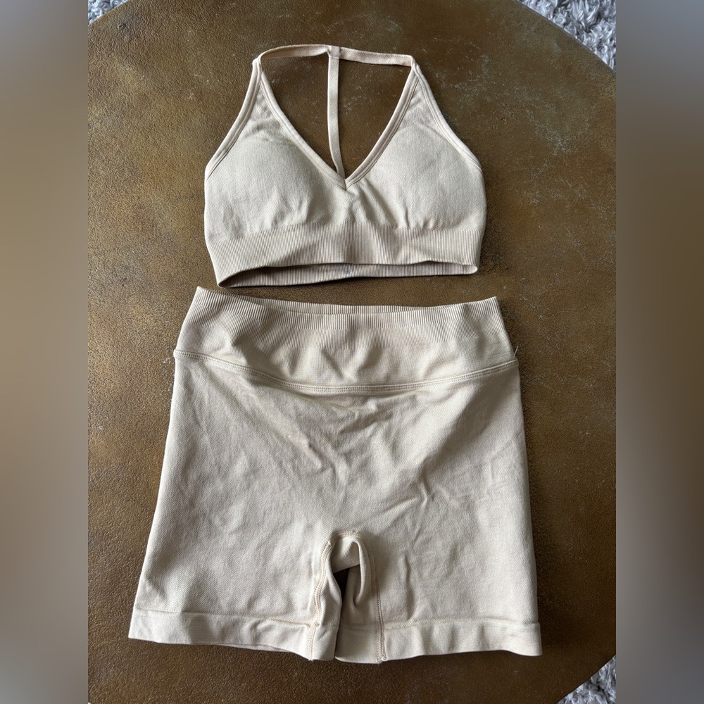 Women's Cream Workout Set